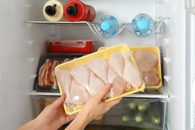 How Long Does Chicken Last in the Fridge